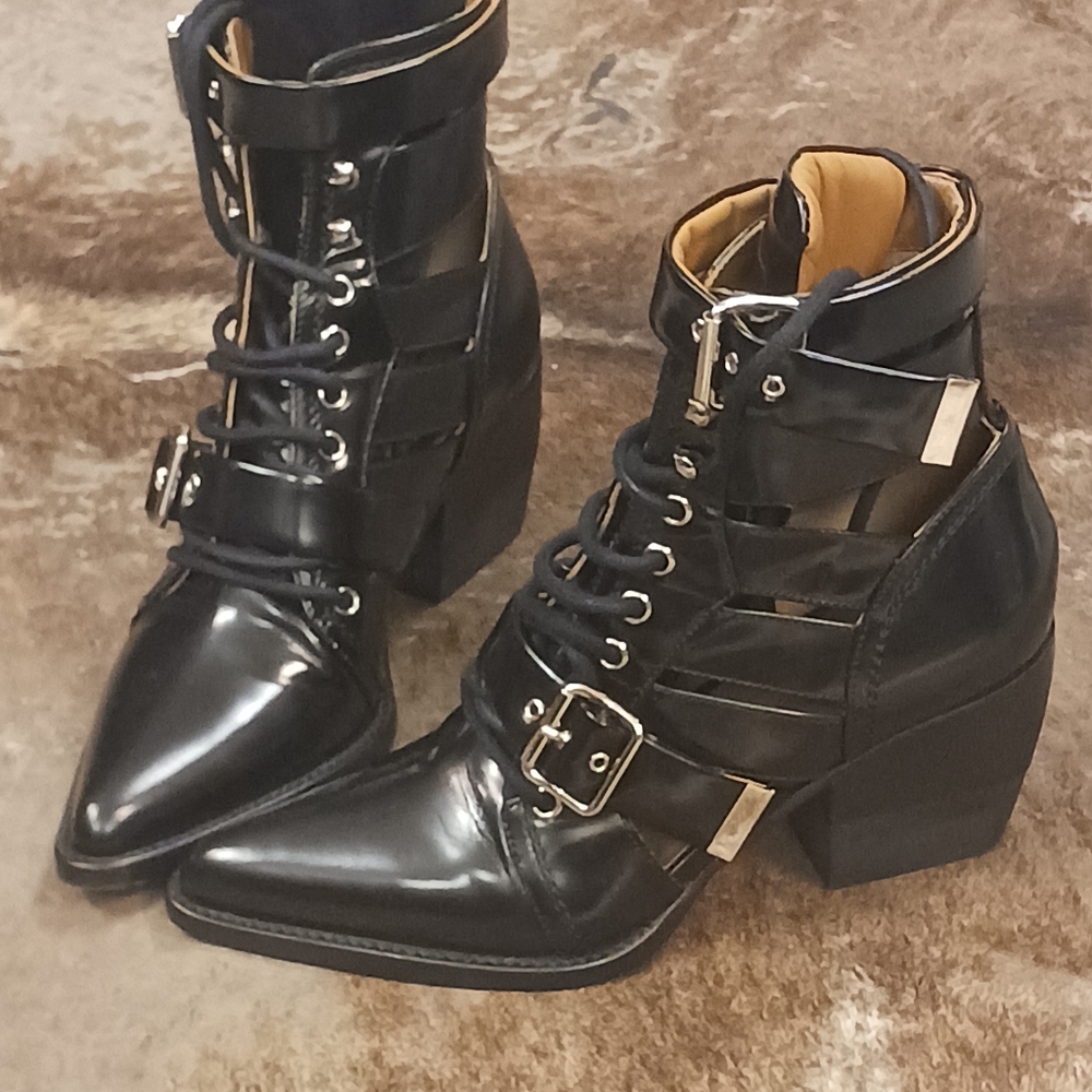 Chloe Chelsea Boot